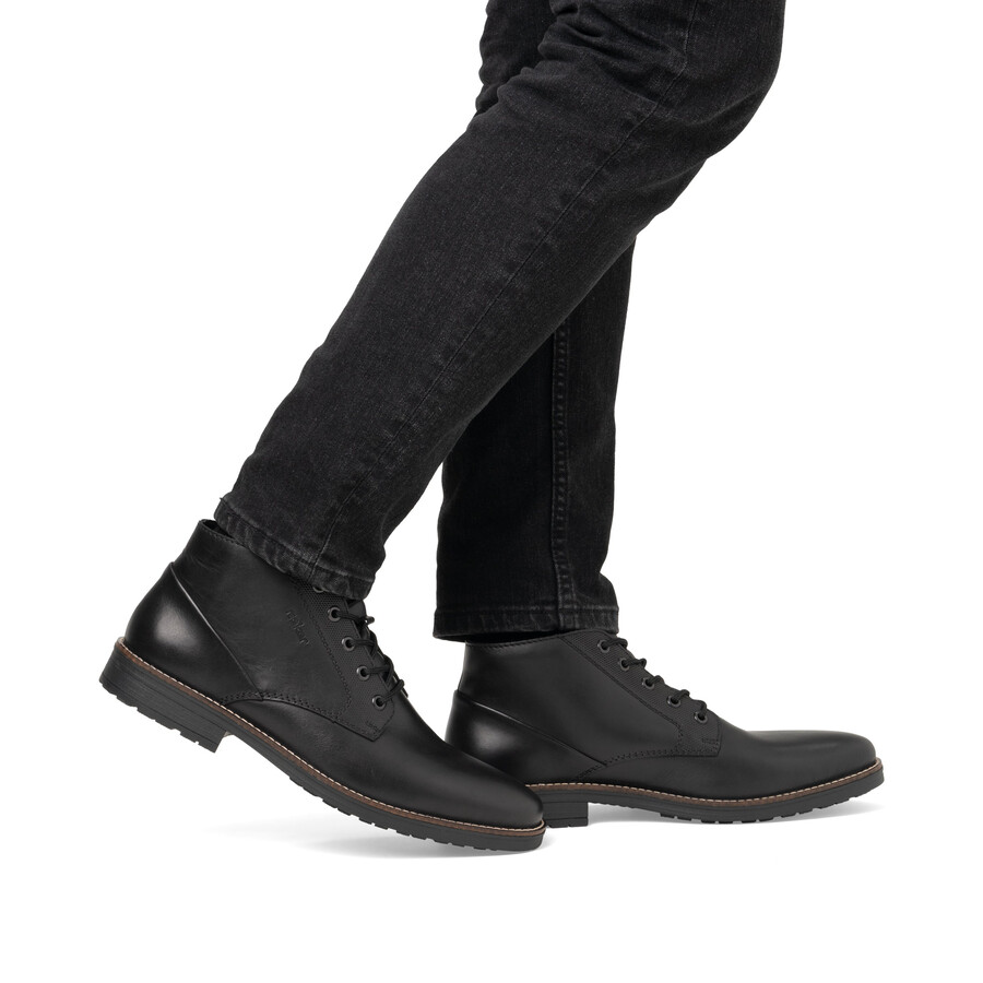 botas negras elásticas para hombre rieker 33207-00