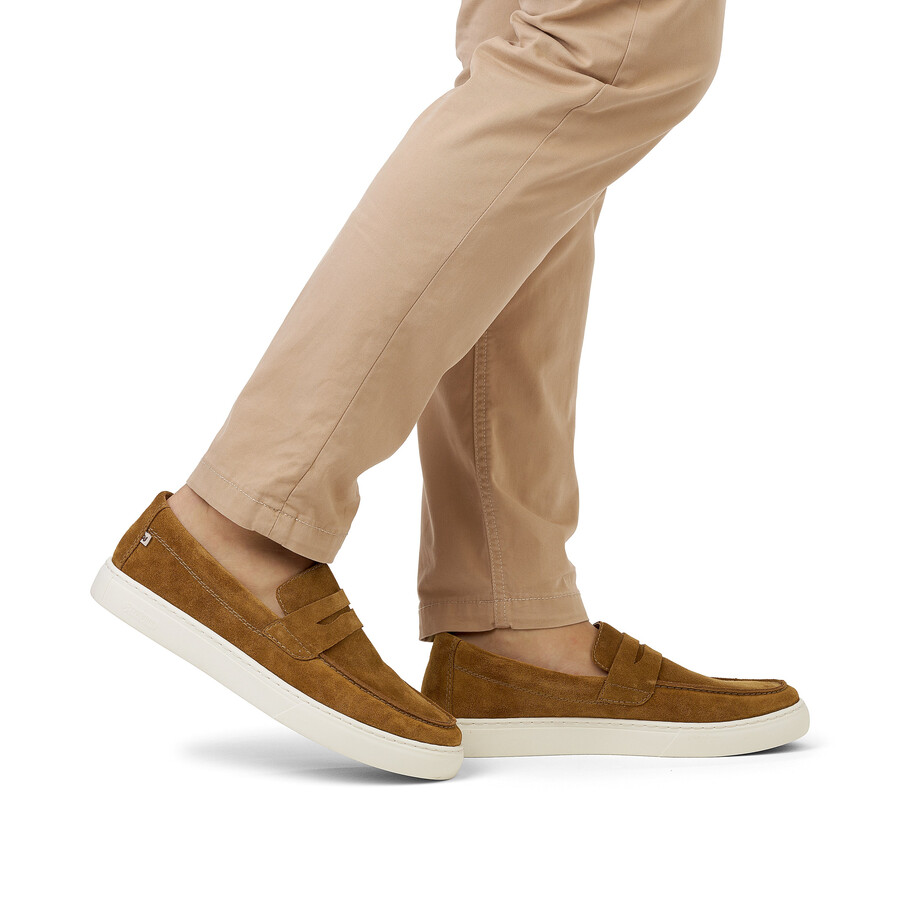 zapatos marrones sin cordones para hombre rieker sport u0703-22