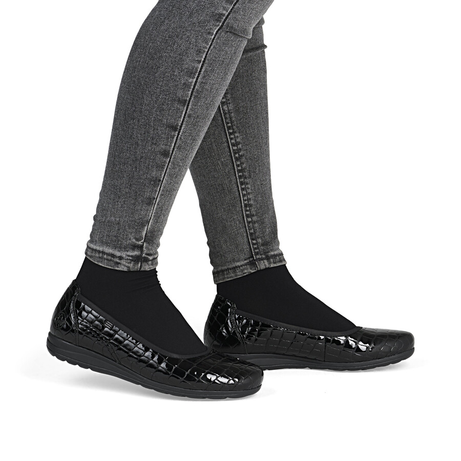 zapatos negros sin cordones para mujer rieker l9350-01